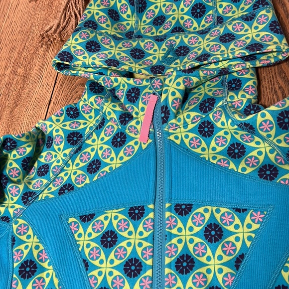 Ivivva girl’s full zip hoodie | Size: 14 - Picture 4 of 7